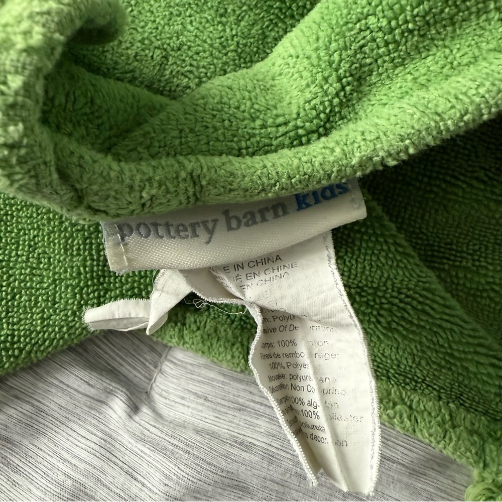 Pottery Barn Kids Green Hooded Towel - Picture 3 of 4